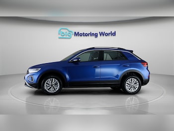 Used Volkswagen T-Roc 2025 for sale - 78820203: Photo
