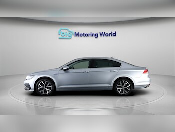 Used Volkswagen Passat 2022 for sale - 77371481: Photo