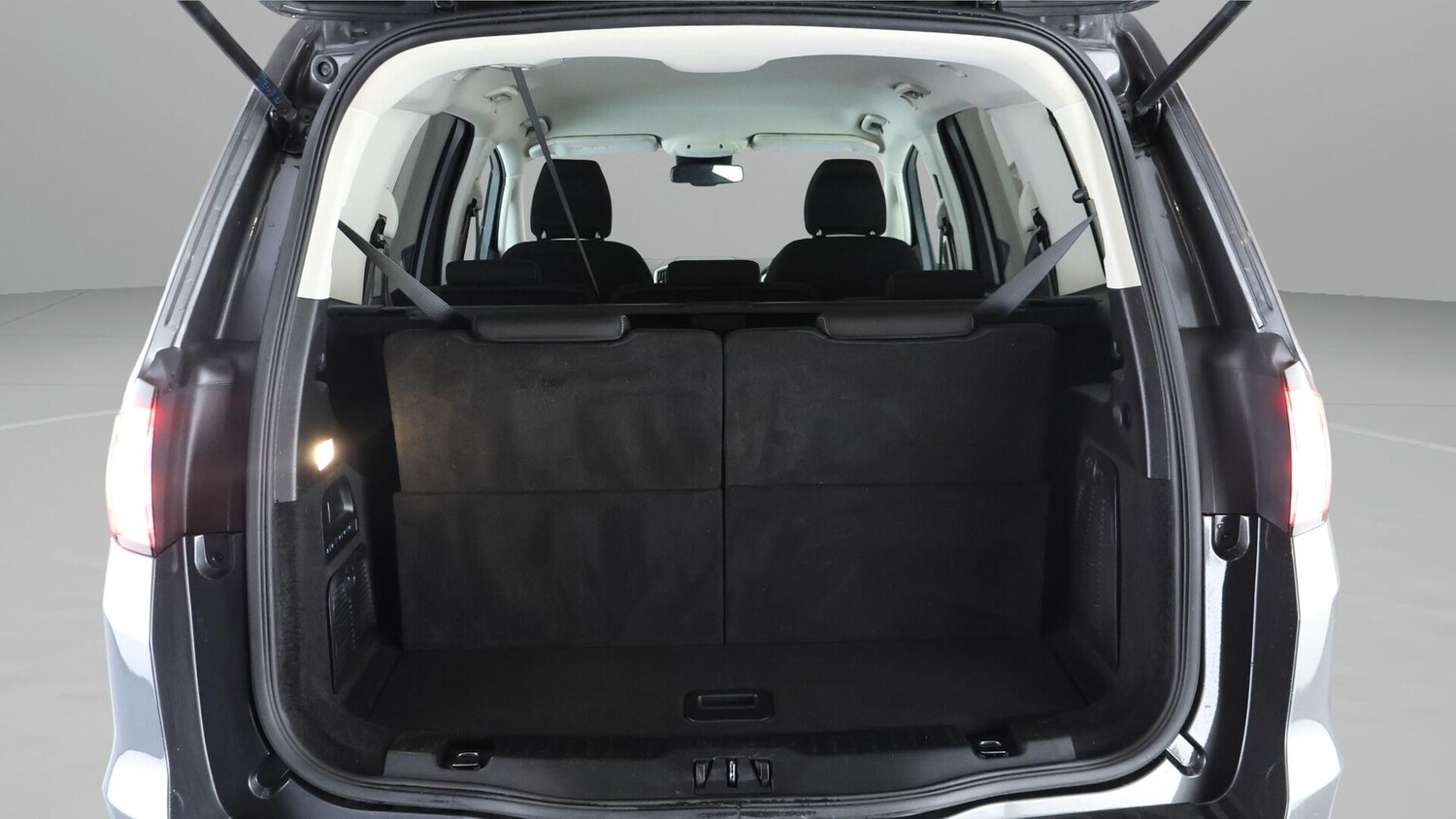 Used Ford Galaxy for sale - 76727086: Photo 18