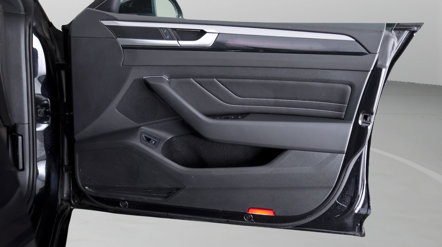 Used Volkswagen Arteon 2023 for sale - 77976159: Photo 15