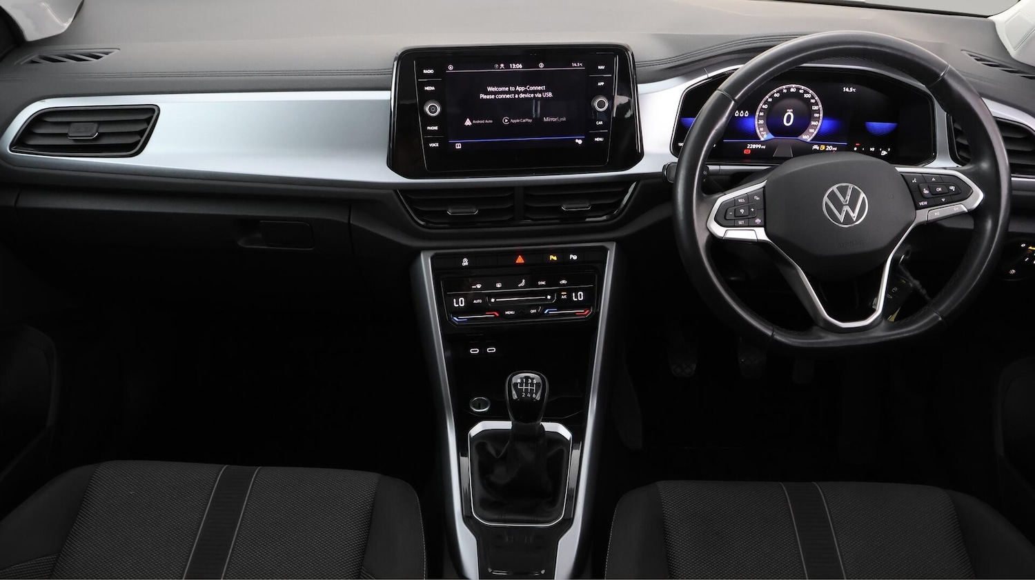 Used Volkswagen T-Roc 2022 for sale - 76166467: Photo 13