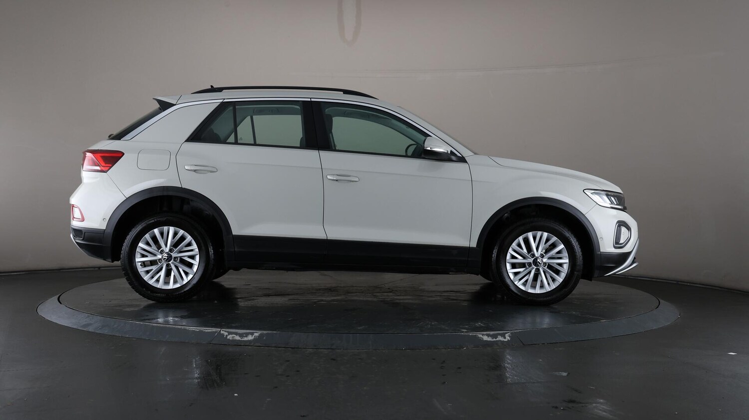 Used Volkswagen T-Roc 2022 for sale - 76166467: Photo 61