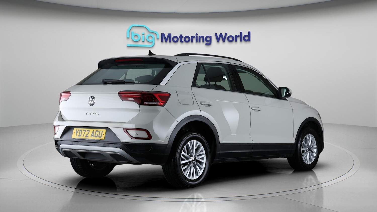 Used Volkswagen T-Roc 2022 for sale - 76166467: Photo 8