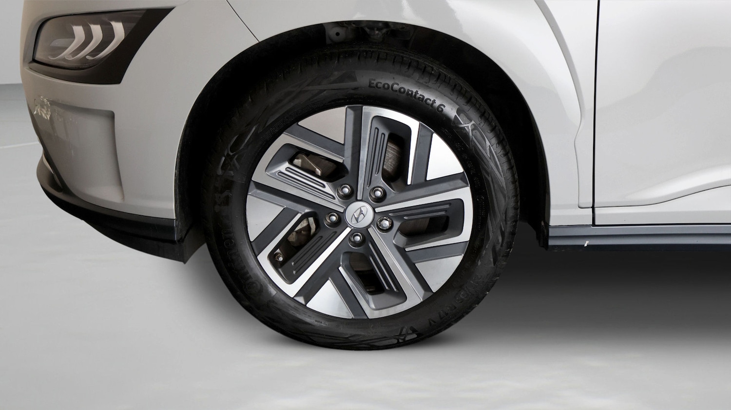 Used Hyundai KONA 2023 for sale - 77399496: Photo 18