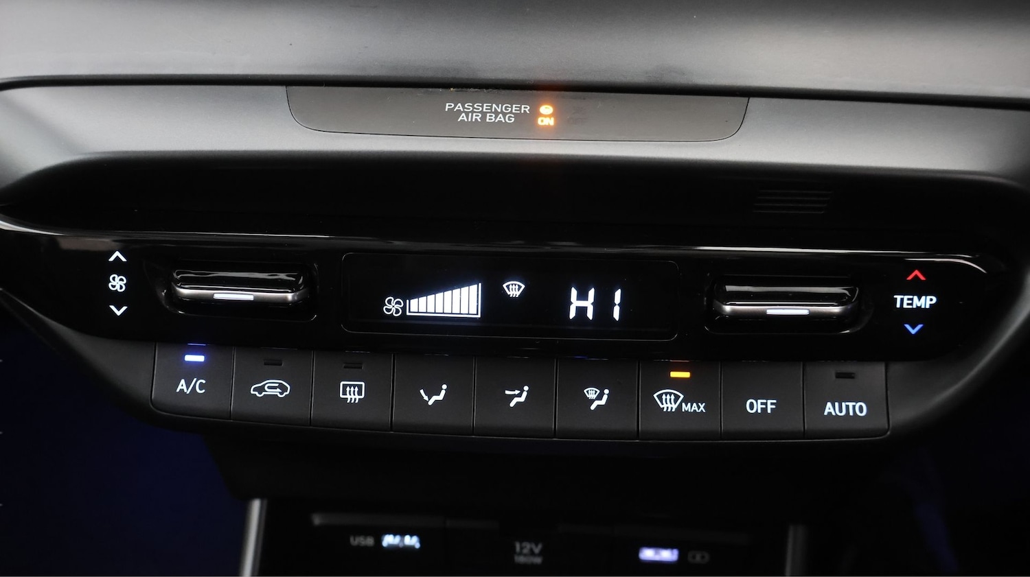 Used Hyundai BAYON 2023 for sale - 77668346: Photo 12