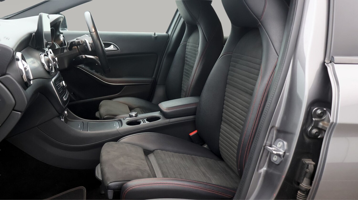 Used Mercedes-Benz GLA for sale - 77541778: Photo 14