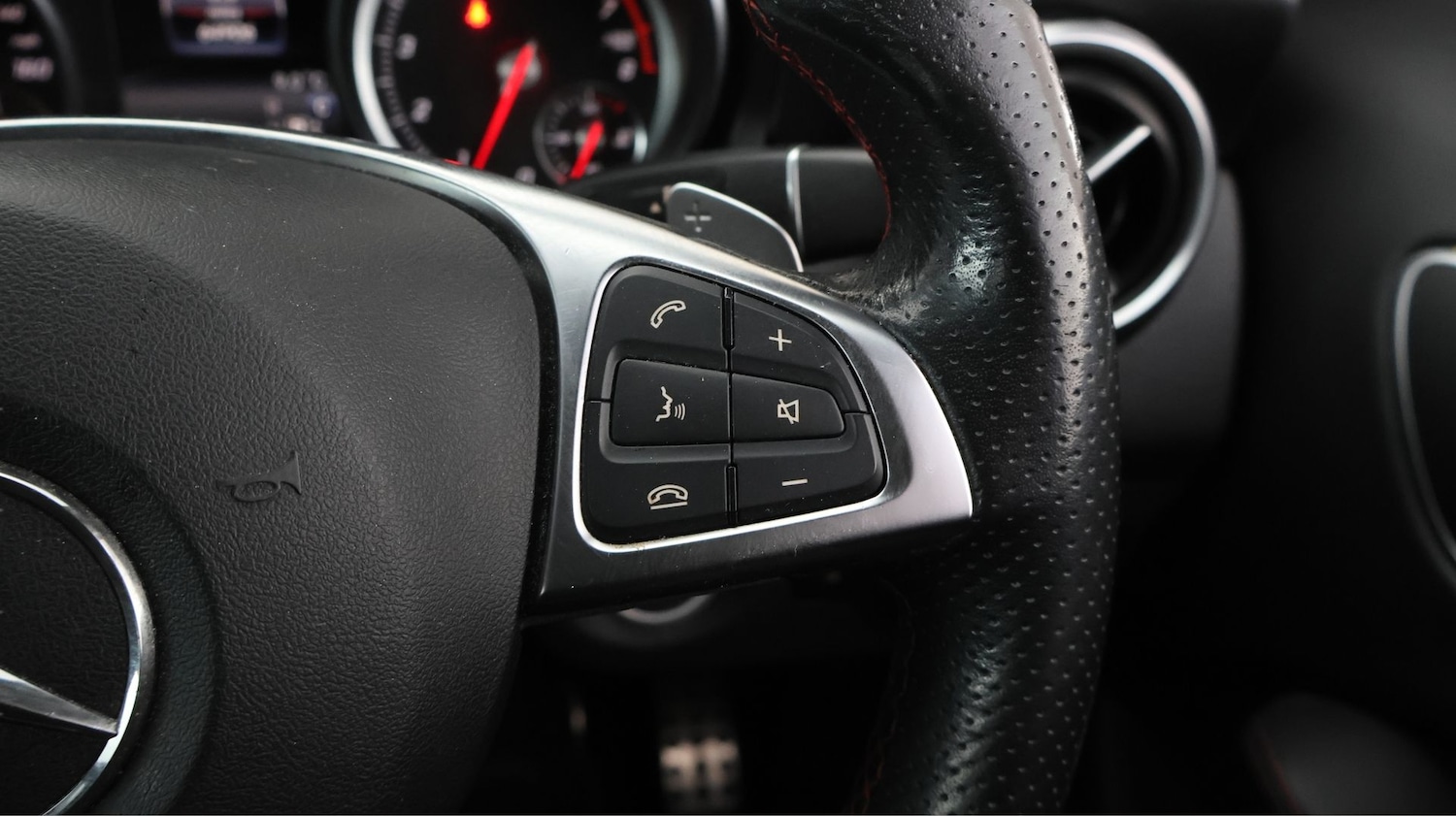 Used Mercedes-Benz GLA 2019 for sale - 77427002: Photo 23