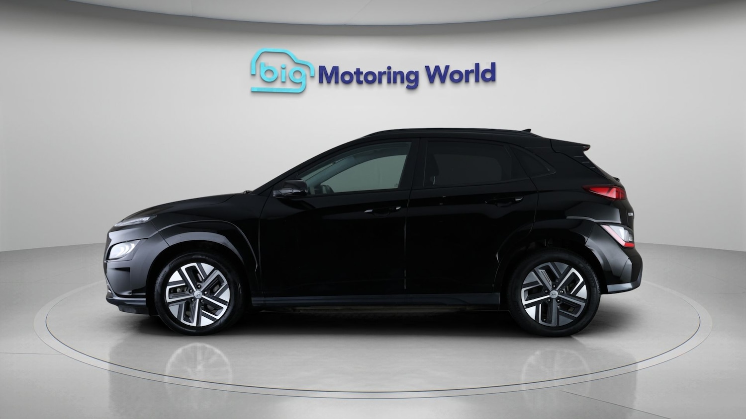 Used Hyundai KONA 2023 for sale - 77371479: Photo 4