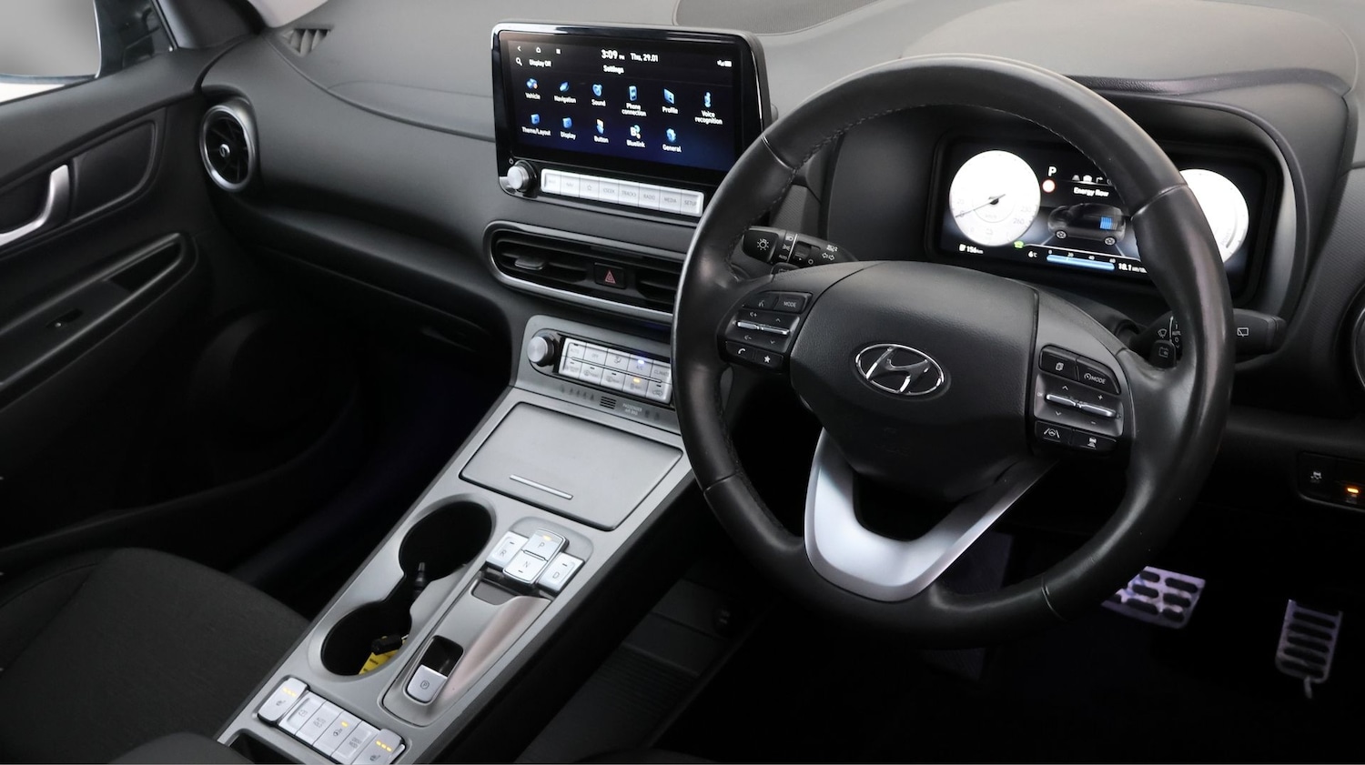 Used Hyundai KONA 2023 for sale - 77371479: Photo 9