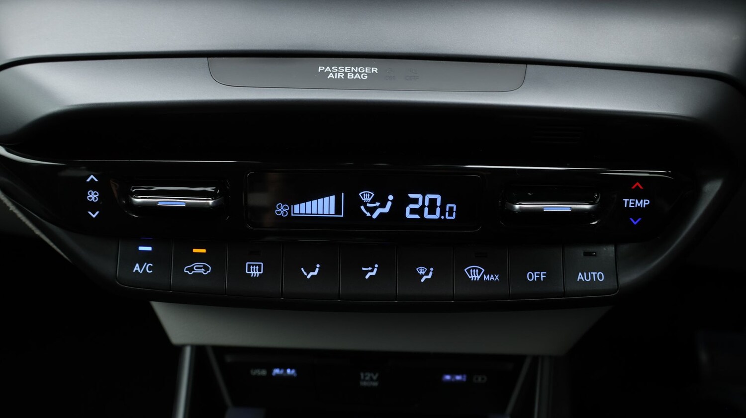 Used Hyundai i20 2022 for sale - 77270742: Photo 12