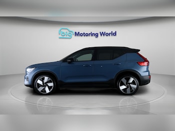 Used Volvo XC40 2023 for sale - 78758589: Photo