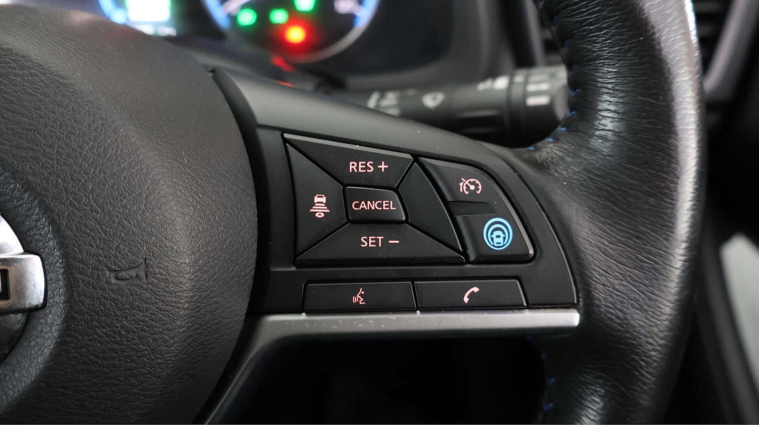 Used Nissan Leaf 2021 for sale - 76701048: Photo 25