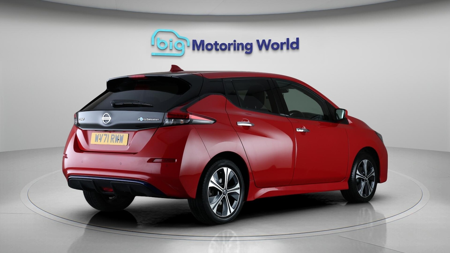 Used Nissan Leaf 2021 for sale - 76701048: Photo 7