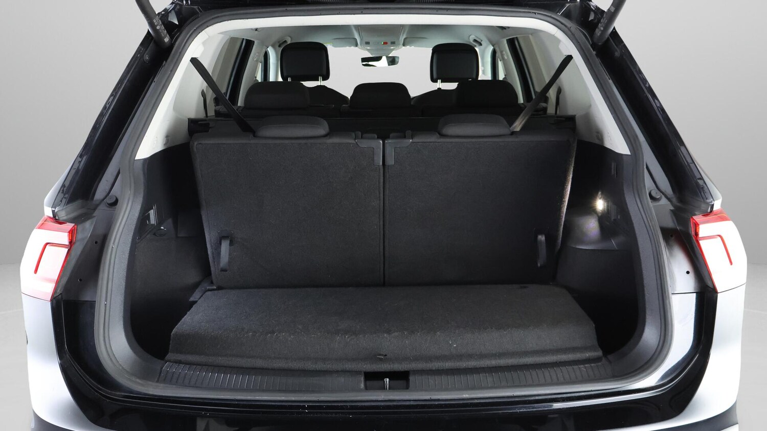 Used Volkswagen Tiguan Allspace 2022 for sale - 76743040: Photo 18