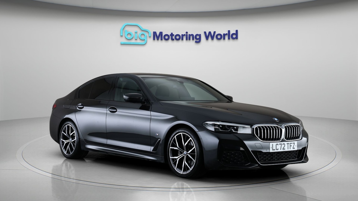 Used BMW 5 Series 2022 for sale - 77414019: Photo 1