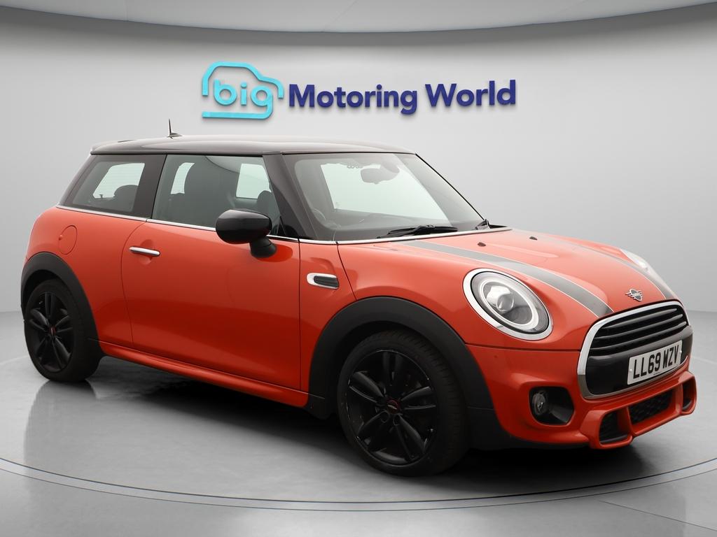 Used MINI Hatch 2019 for sale - 76671681: Photo 1
