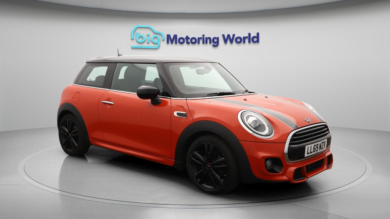 Used MINI Hatch 2019 for sale - 76671681: Photo 2
