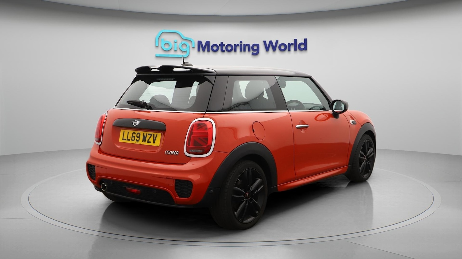 Used MINI Hatch 2019 for sale - 76671681: Photo 8