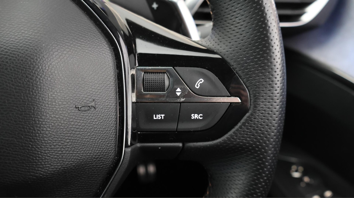 Used Peugeot 3008 2023 for sale - 75978604: Photo 24