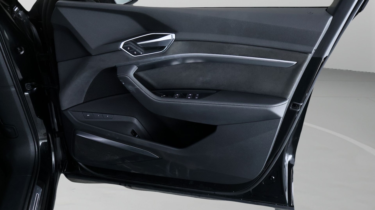 Used Audi e-tron 2022 for sale - 77631165: Photo 15