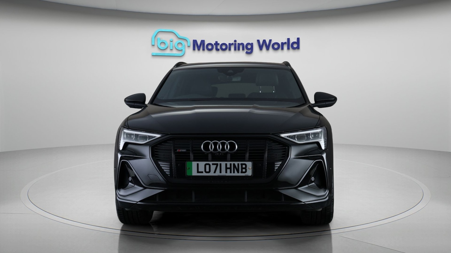 Used Audi e-tron 2022 for sale - 77631165: Photo 2