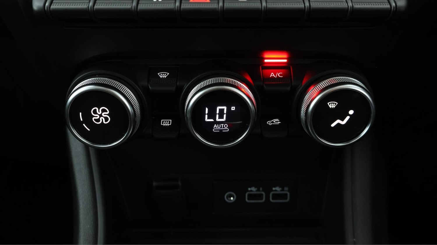 Used Renault Captur 2023 for sale - 76425549: Photo 12