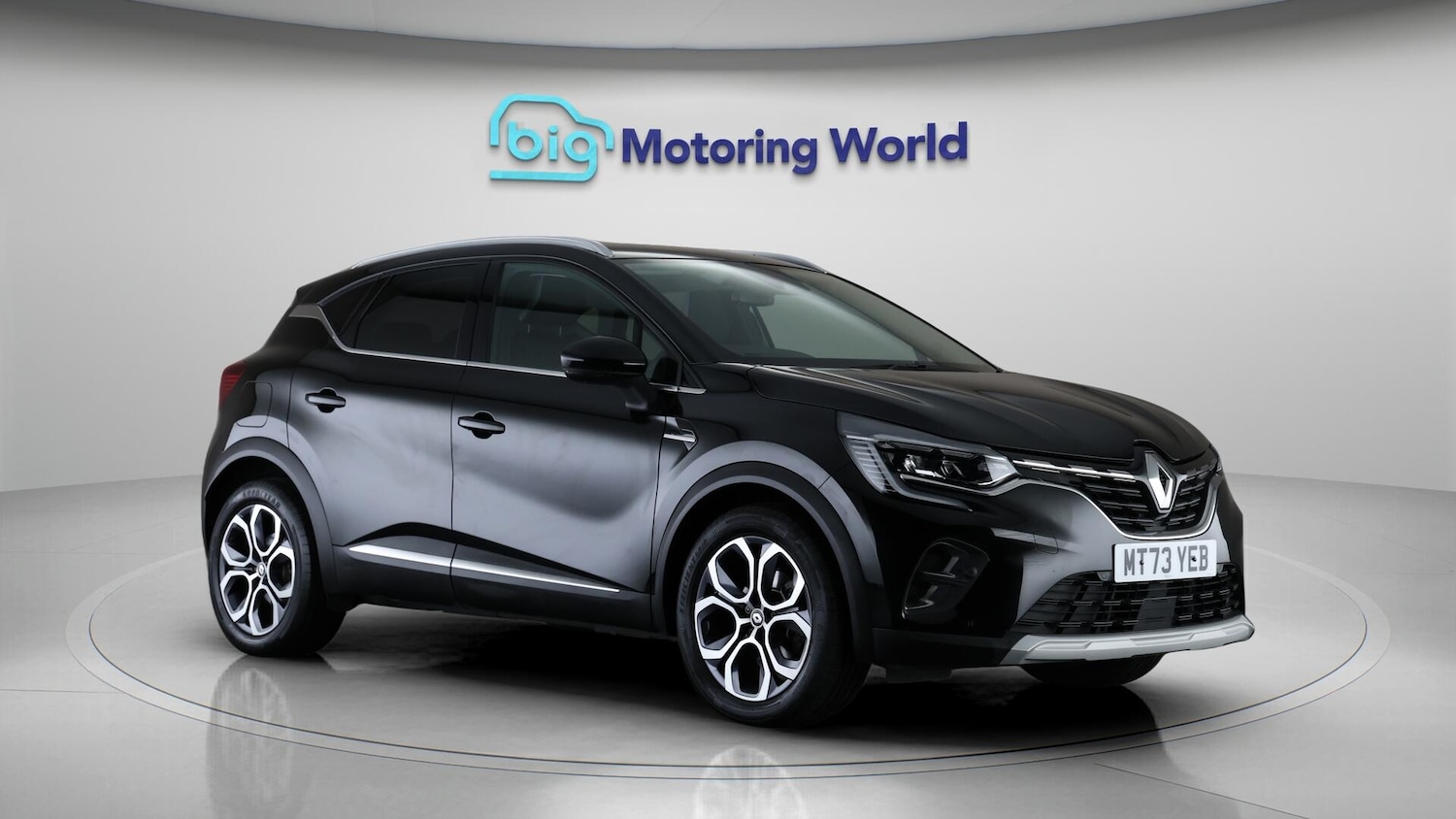 Used Renault Captur 2023 for sale - 76425549: Photo 2