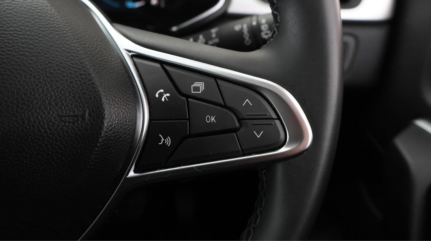 Used Renault Captur 2023 for sale - 76425549: Photo 23