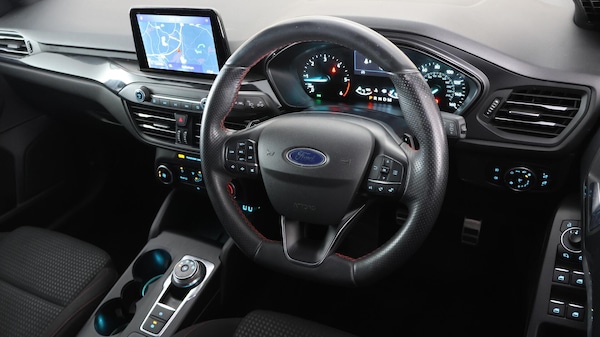 Used Ford Focus 2021 for sale - 76227356: Photo 10