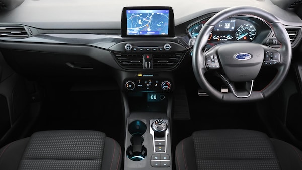 Used Ford Focus 2021 for sale - 76227356: Photo 14