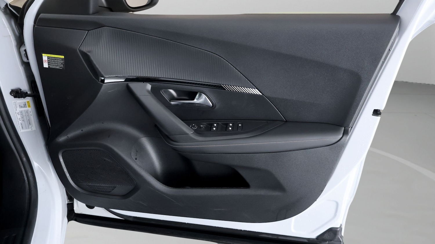 Used Peugeot 2008 2024 for sale - 77708511: Photo 14