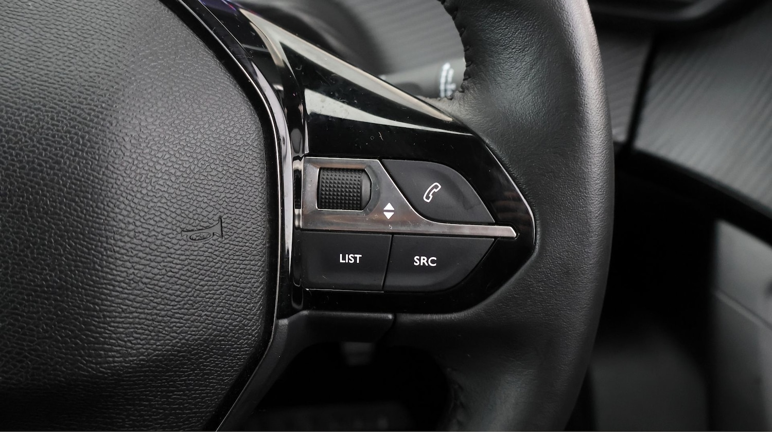 Used Peugeot 2008 2024 for sale - 77708511: Photo 22