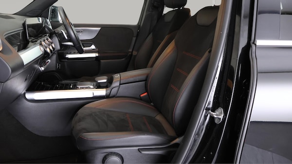 Used Mercedes-Benz GLB 2023 for sale - 76314420: Photo 15