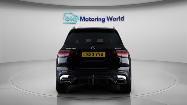 Used Mercedes-Benz GLB 2023 for sale - 76314420: Photo 7