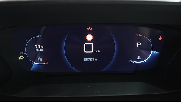 Used Peugeot 2008 2022 for sale - 76201472: Photo 11