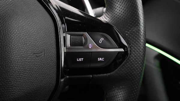 Used Peugeot 2008 2022 for sale - 76201472: Photo 26