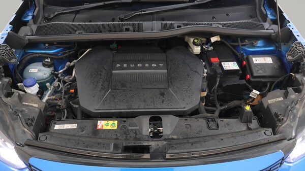 Used Peugeot E-2008 2021 for sale - 76283932: Photo 20