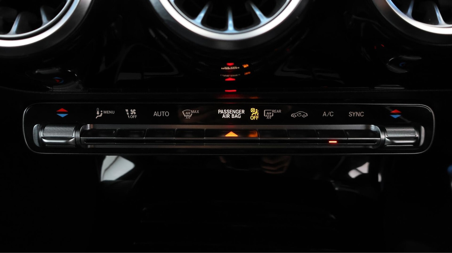 Used Mercedes-Benz CLA 2023 for sale - 76388574: Photo 12