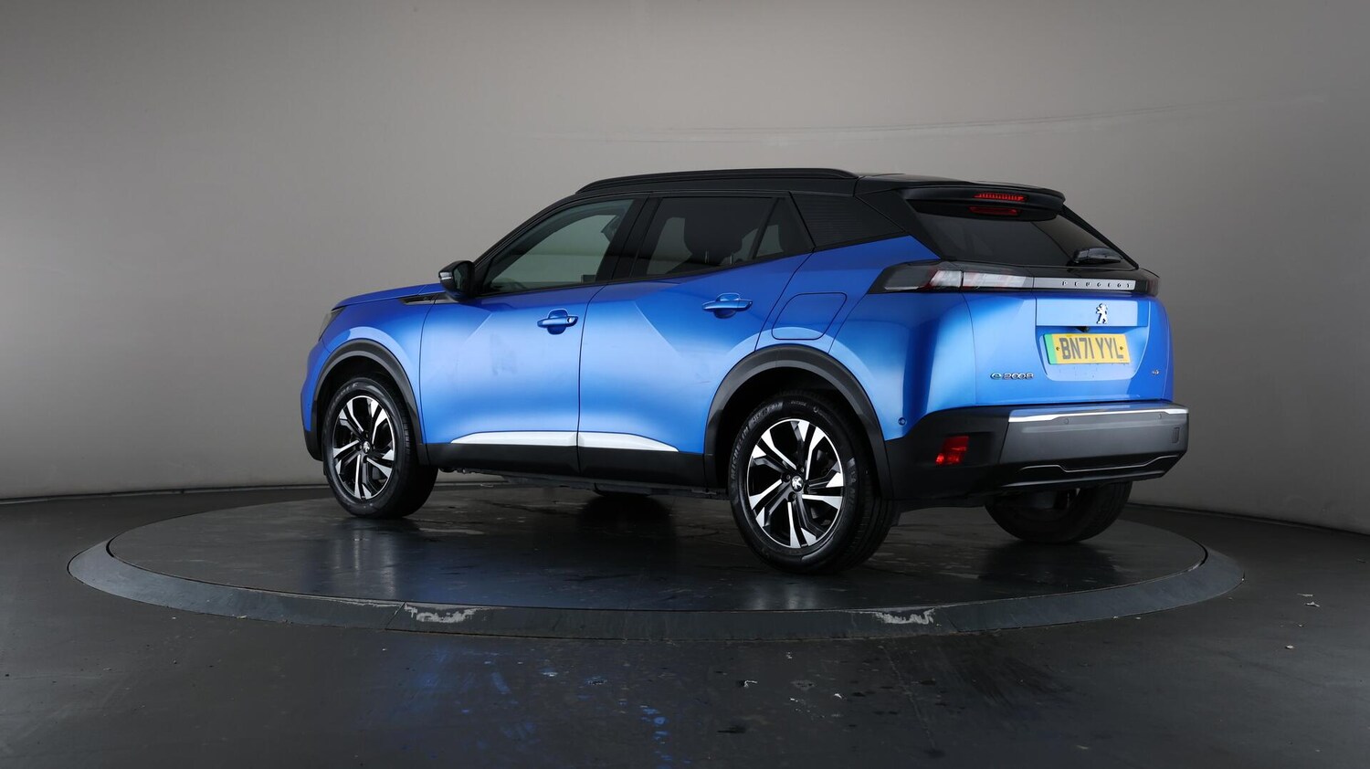Used Peugeot E-2008 2021 for sale - 76060197: Photo 76