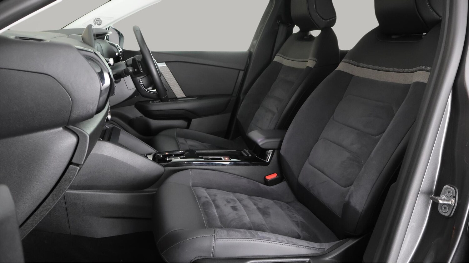 Used Citroen C4 2023 for sale - 76012823: Photo 15