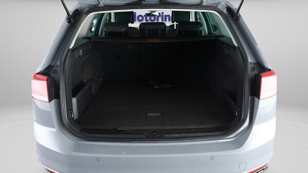 Used Volkswagen Passat 2022 for sale - 76283696: Photo 18