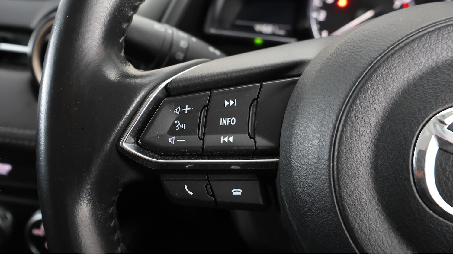 Used Mazda Mazda2 2018 for sale - 76753025: Photo 24