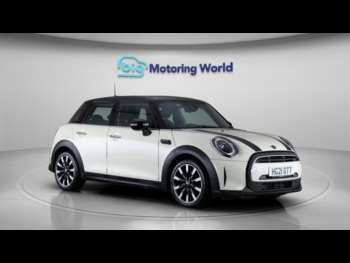 Used MINI Hatch 2021 for sale - 75060215: Photo