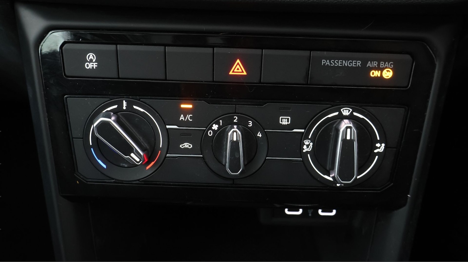 Used Volkswagen T-Cross 2023 for sale - 77890137: Photo 11