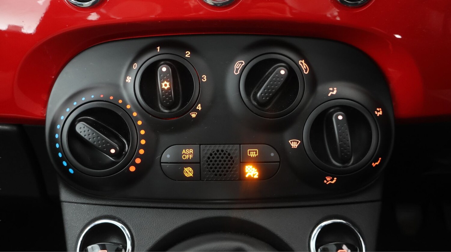 Used Fiat 500 2022 for sale - 77840059: Photo 11