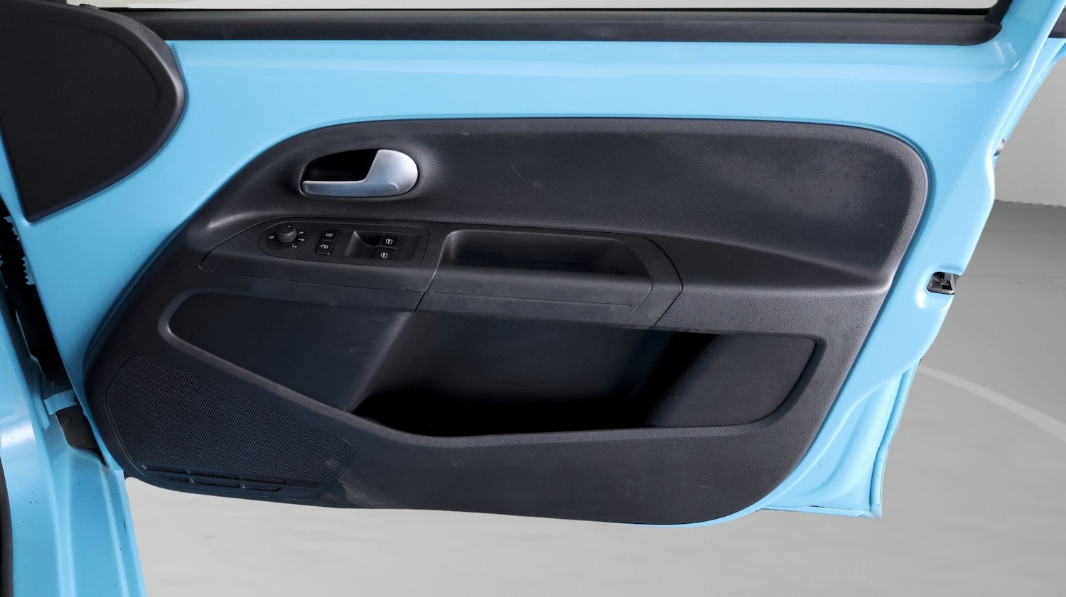 Used Volkswagen up! for sale - 78141110: Photo 14