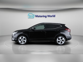 Used Nissan Qashqai 2018 for sale - 75544015: Photo