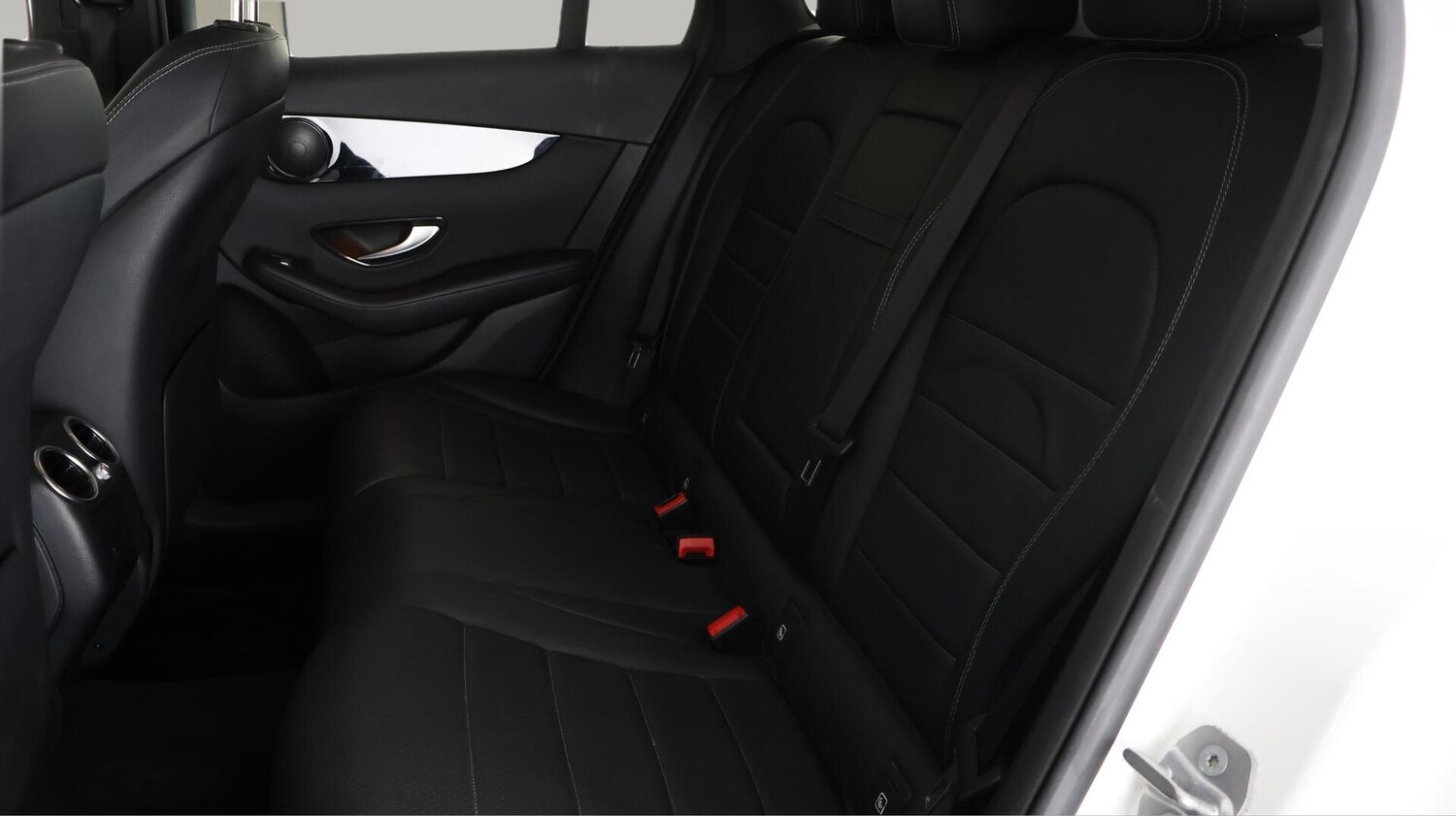 Used Mercedes-Benz GLC 2019 for sale - 76657693: Photo 17