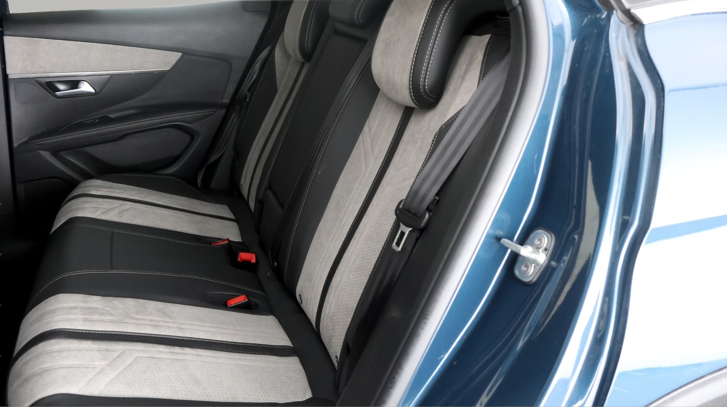 Used Peugeot 3008 2021 for sale - 77214762: Photo 16