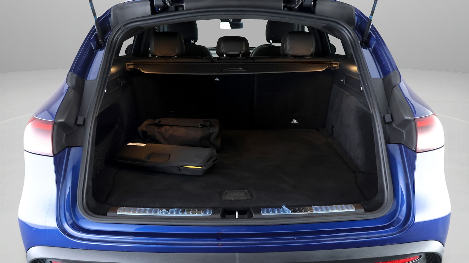 Used Mercedes-Benz EQC 2022 for sale - 77668299: Photo 17